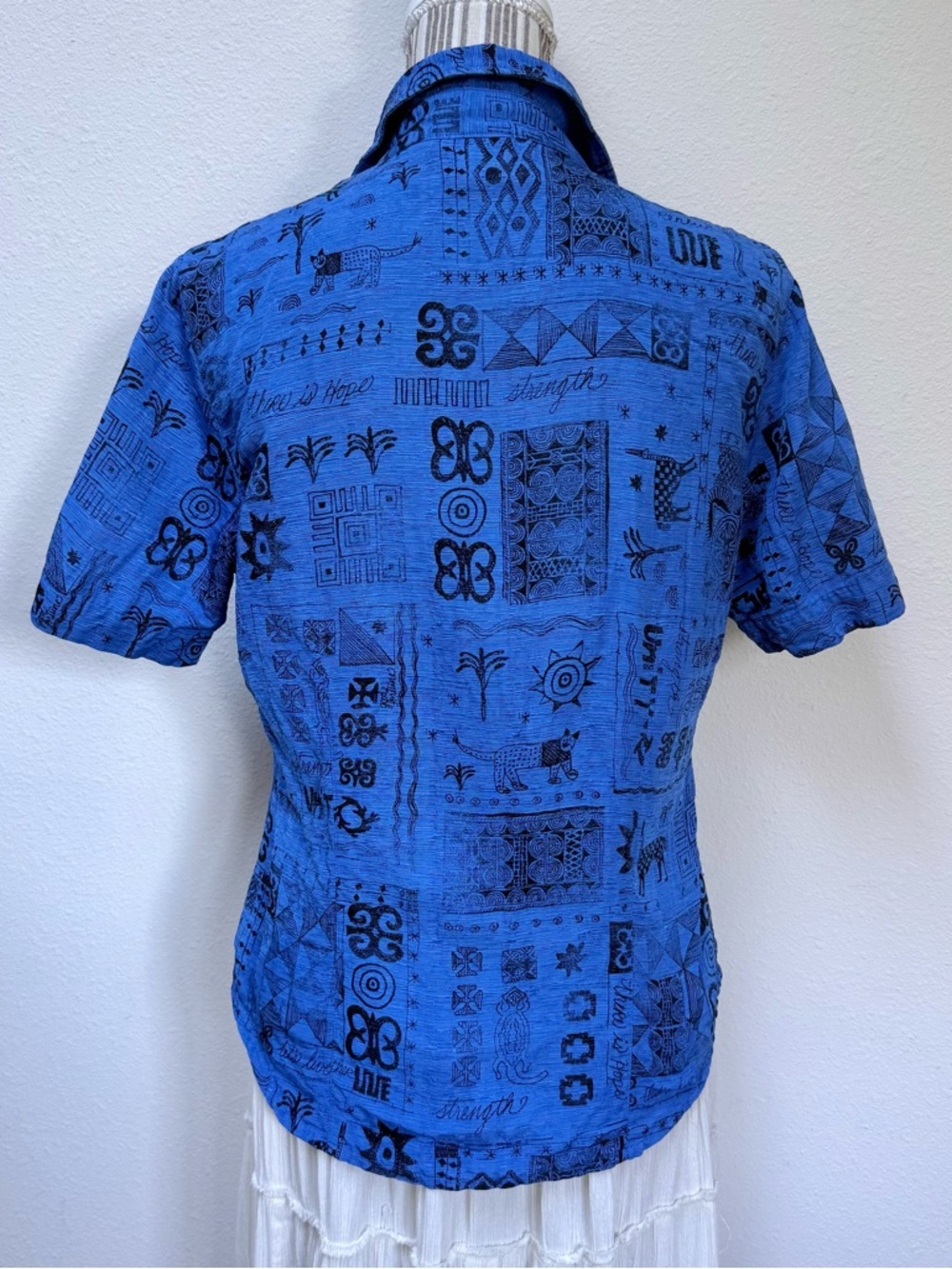 Vintage Chico’s blue silk linen button up abstract print tie front top Sz 0 - Picture 5 of 6